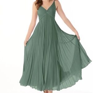 Azazie Raychelle Eucalyptus A-Line V-Neck Chiffon Dress Size 14